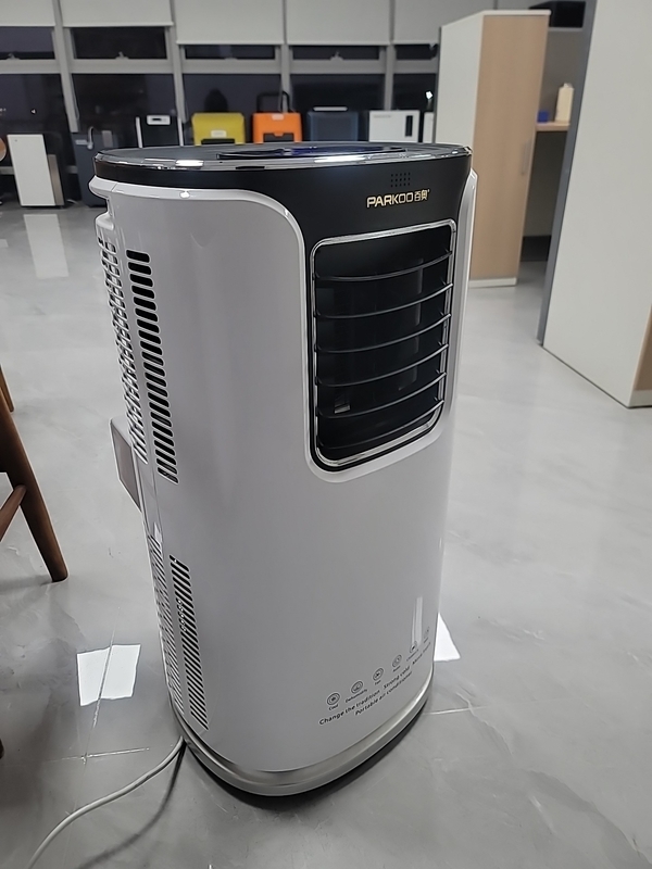 9000BTU مكيف الهواء البخارية المحمولة 4 أنماط التشغيل 2 سرعة المروحة أمان قفل الأطفال